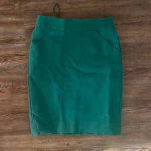 J crew factory emerald green pencil skirt in excellent condition